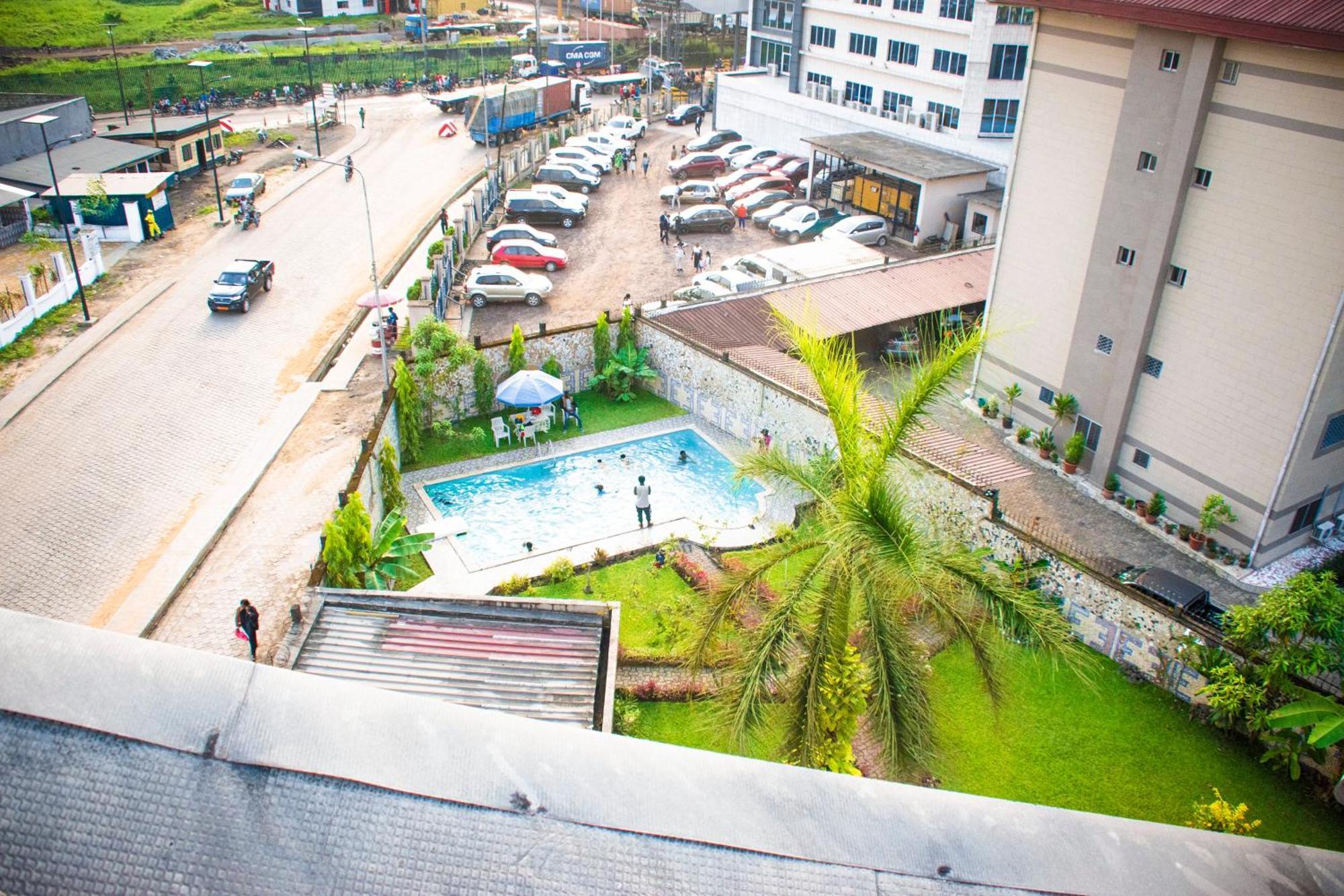 Clos D'Anthony Residence Bonanjo Douala Luaran gambar