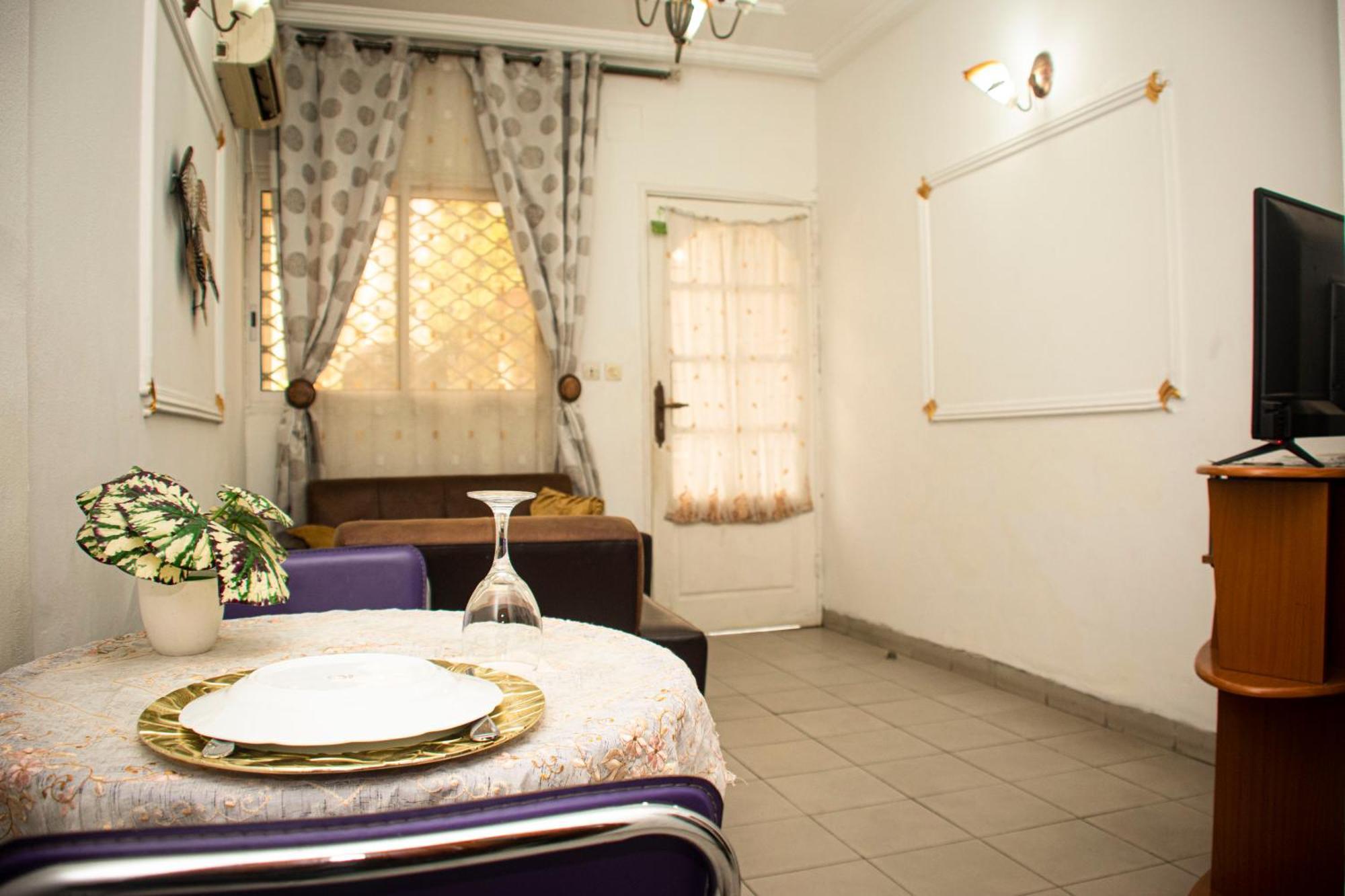 Clos D'Anthony Residence Bonanjo Douala Luaran gambar