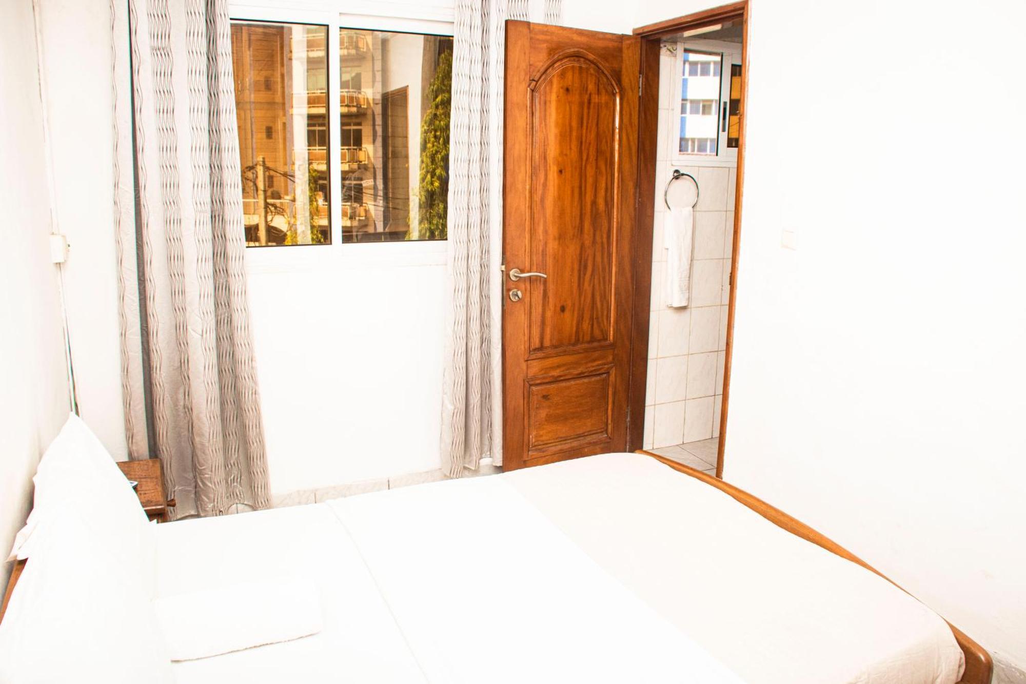 Clos D'Anthony Residence Bonanjo Douala Luaran gambar